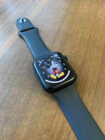 Apple Watch SE 2 44 mm