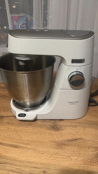 Кухонный комбайн Kenwood