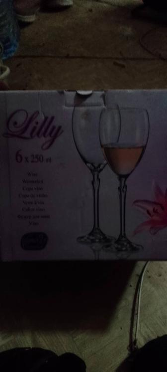 Продам бокалы для вина