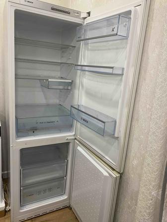 Холодильник сатылады