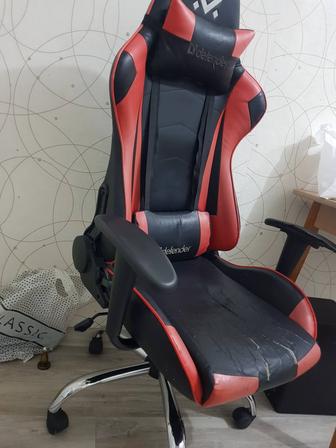 Продается Компьютерный Кресло