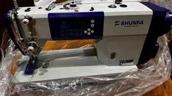 Продам швейную машинку