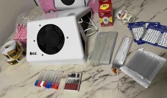 Вытяжка . Почти новая. Расходники в подарок