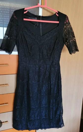 Продам гипюровые платья с подкладом в отличном состоянии. 36 размер.