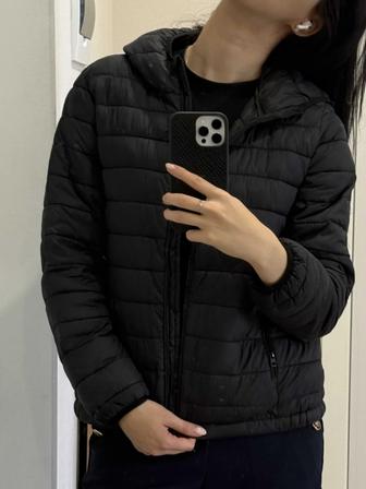 Продам осеннюю куртку