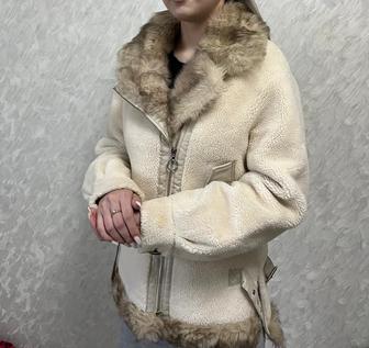 Продам дубленку в хорошем состоянии.