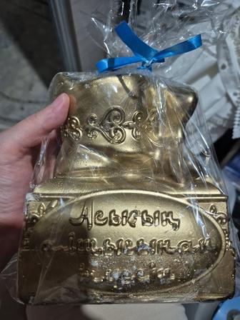 школьные принадлежности и копилки
