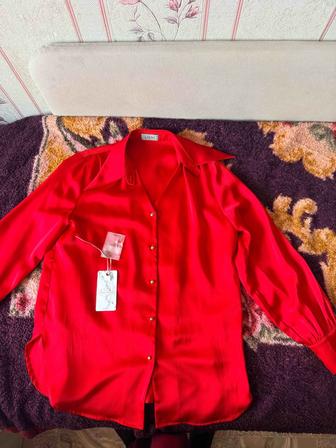 Продаю рубашку Lichi размер S