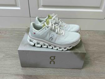 Кроссовки On (35,5-36)
