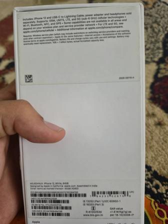 Смартфон iPhone 12 64GB