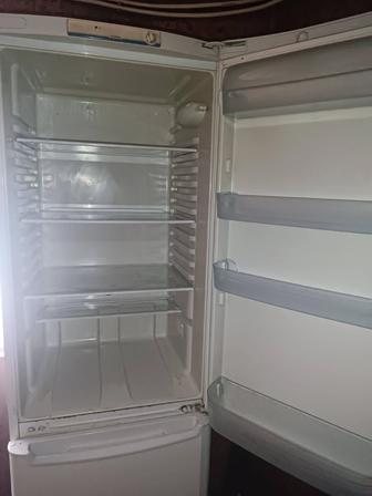 продам холодильник б/у