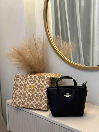 Продаю женскую новую сумку!