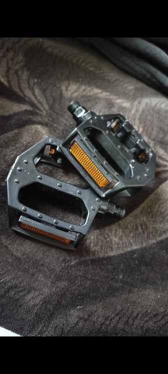 Запчасти на велосипед.