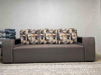 Срочно продам диван
