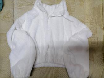 Продам кофту плюшево-меховую