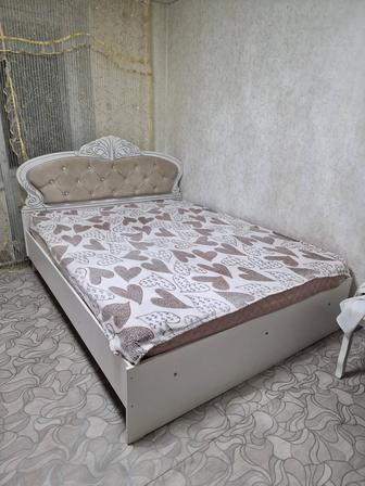 Кровать двуспальная макси