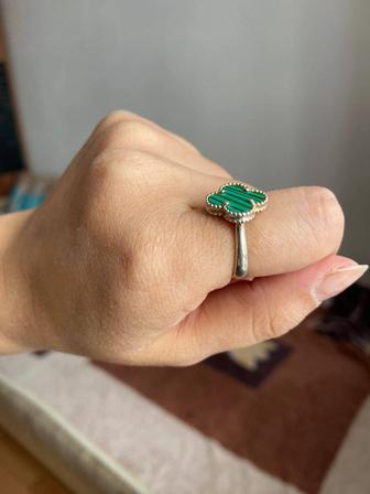 Продам серебряный набор