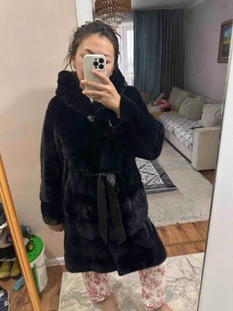 Продам норковую шубу