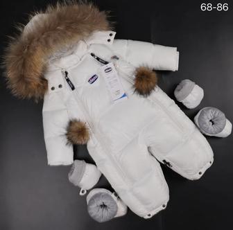 Продам детский зимний комбинезон трансформер