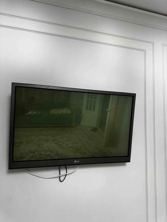 Телевизор LG 42PW451-ZD (42, плазма)