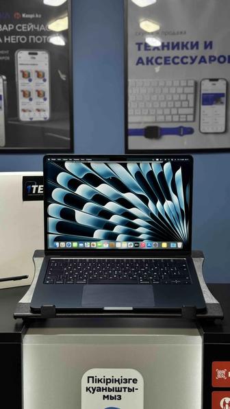 MacBook Air 13 M2 2022