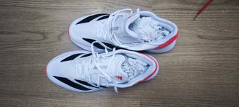 Продам кроссовки беговые Adidas Adizero SL2