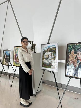 преподаватель искусства в студий или в школе