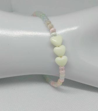 Браслеты ручной работы из бусин имитация кошачьего глаза.