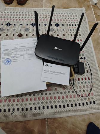 Продам AC1200 Беспроводной двухдиапазонный маршрутизатор со встроенным VDSL