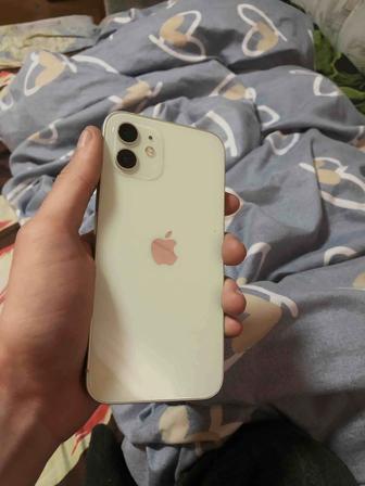 Продам или обменяю айфон 12 на Самсунг