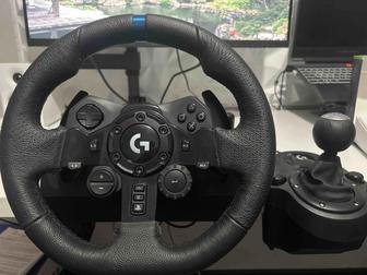 Продаю руль Logitech g923 и к нему два почти новеньких геймпада от xbox