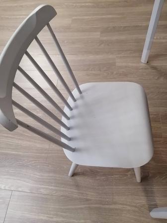 Стул кухонный из дерева