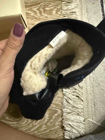 Продам детские зимние сапоги