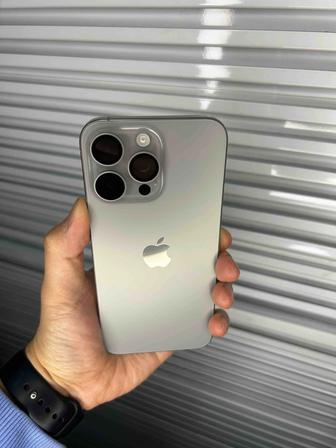 Продам айфон 15 про Макс