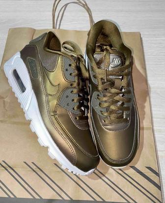 Кроссовки Nike Air Max 90 Premium Metallic Field