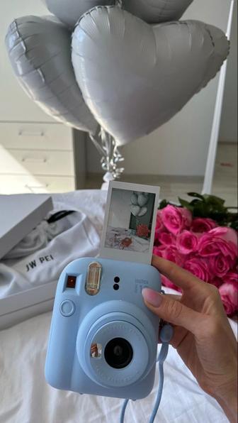Фотокамера моментальной печати Fujifilm Instax mini 12 голубой