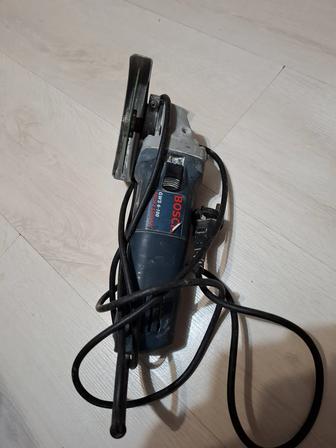 Продам углошлифовальную машину (болгарку).