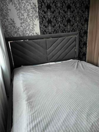 Кровать 200-180