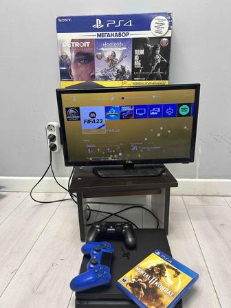 Playstation 4 slim 1tb 2 джойстика и 4 игры