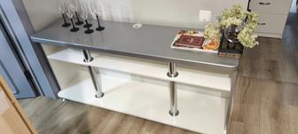 Продам тумбу под ТВ, сделана на заказ, качественная и функциональная.