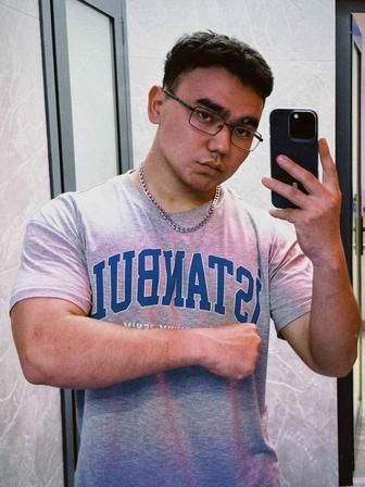 Фитнес-тренер