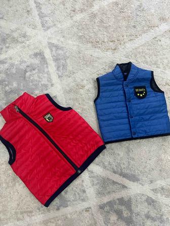 Жилетки на мальчика