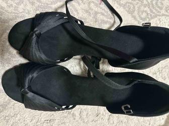 Танцевальные туфли