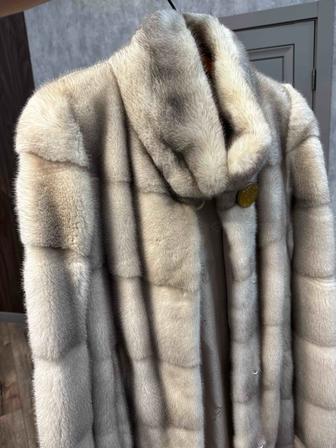 Продам норковую шубу