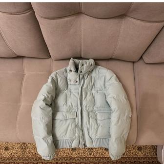 Продам куртку женскую