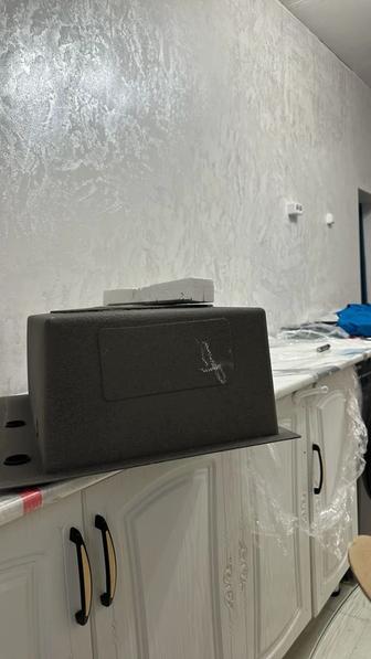 Разрез столешницы, крепление, работа герметиком