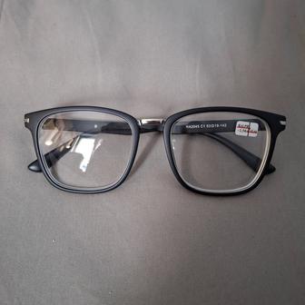 Доставка бесплатная. Новые очки для зрения -2.50