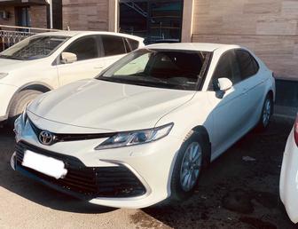 Авто бизнес класса Toyota Camry 75