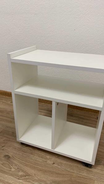 Продаю помощник (состояниителлаж, тумбочка)