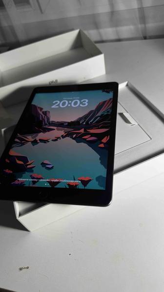 Продам iPad 9 (64GB)